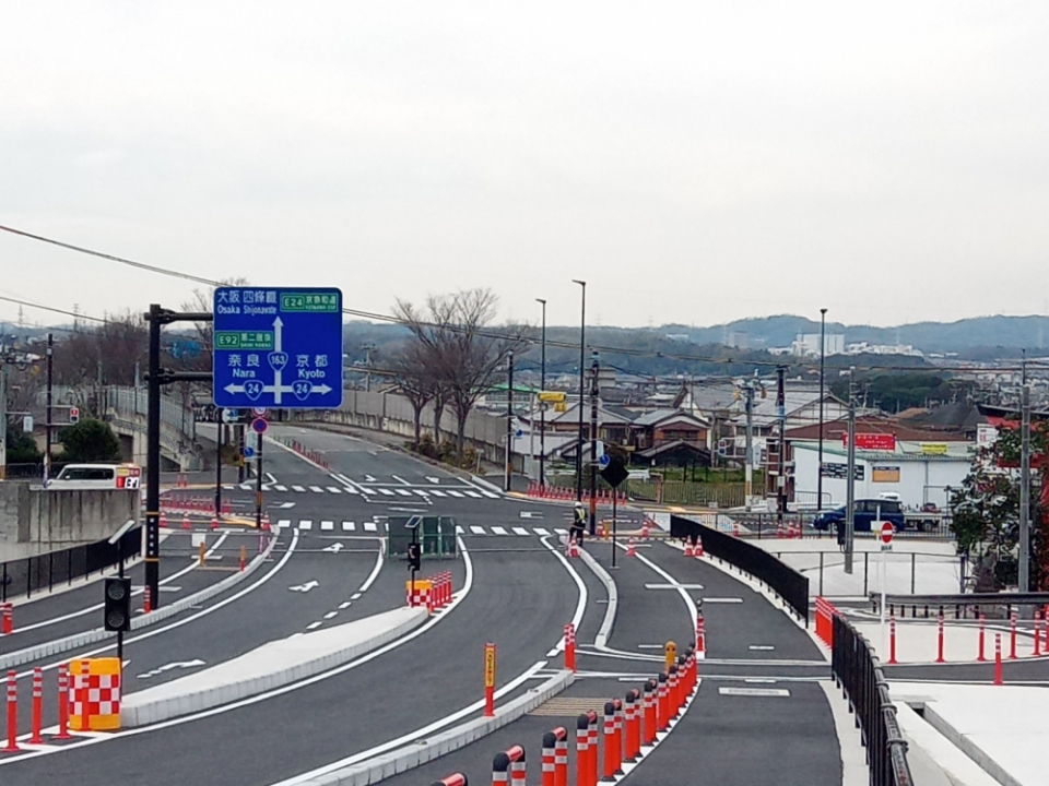 木津東バイパス大谷交差点改良工事 写真1