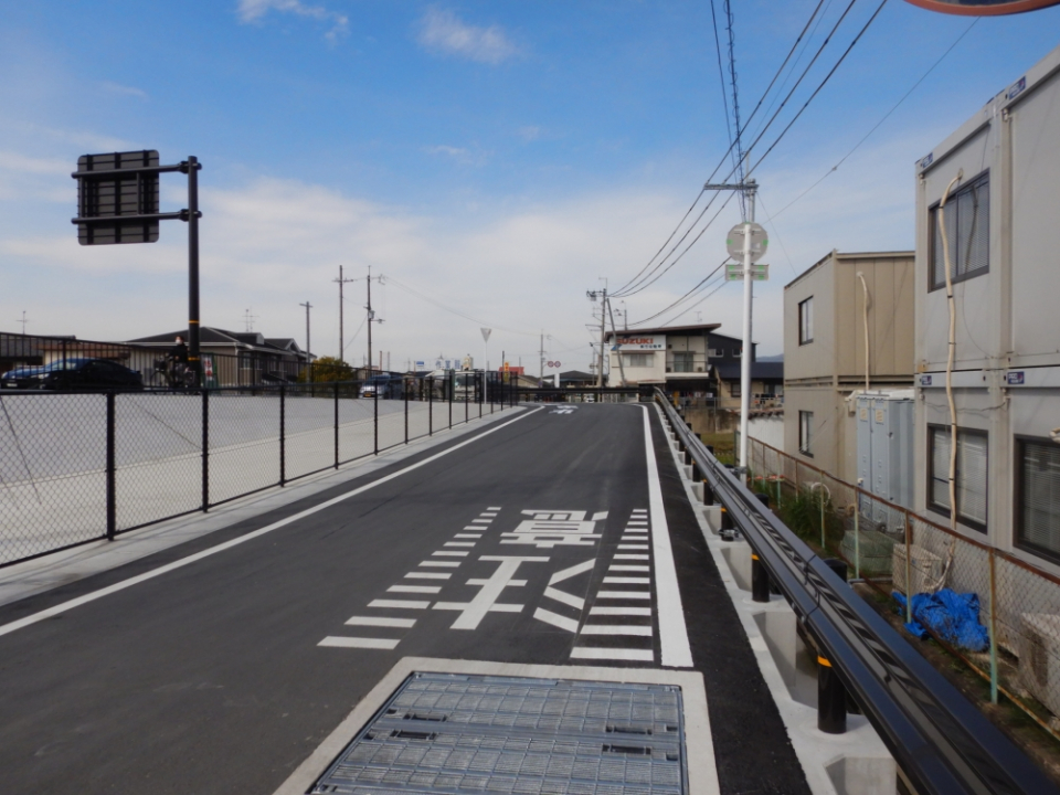 木津東バイパス大谷交差点改良工事 写真7