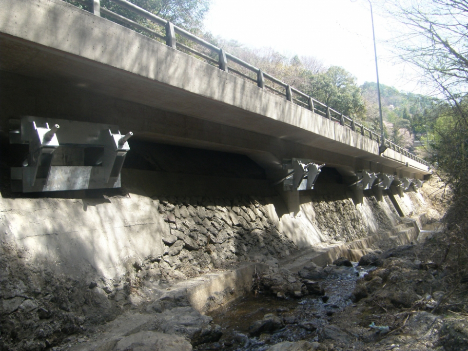 国道9号年谷川橋他補修補強工事 写真1