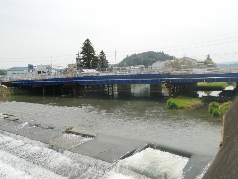 国道9号園部仮橋架設工事 写真1