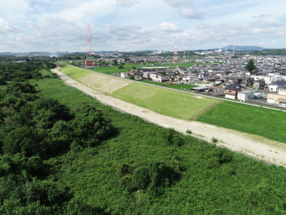 木津川祝園地区法覆護岸他工事　写真1