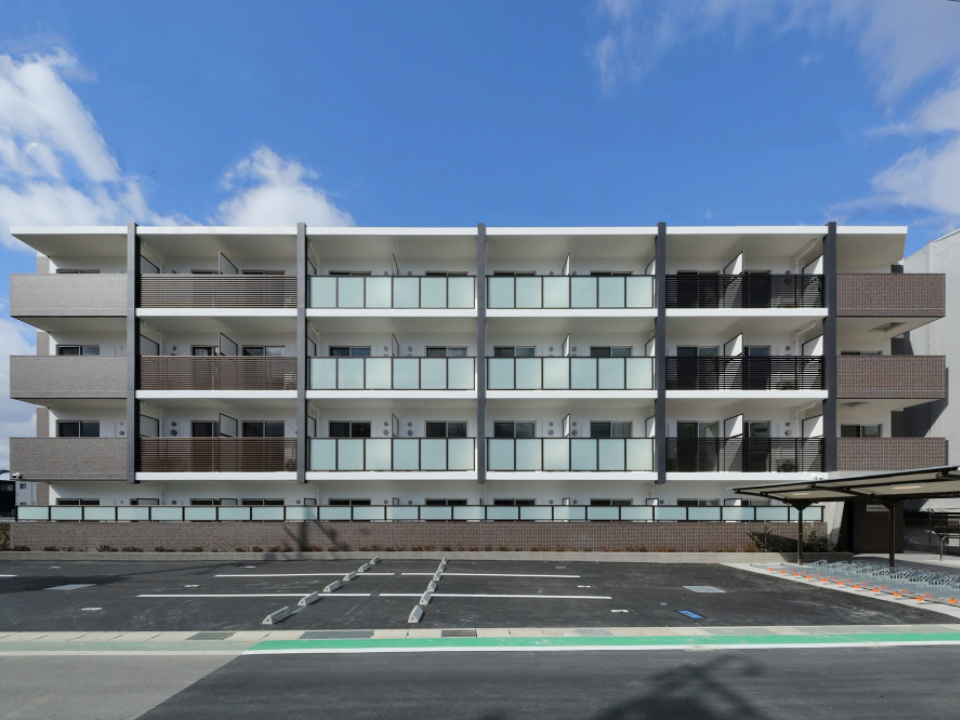 Favor Court 南草津 写真1