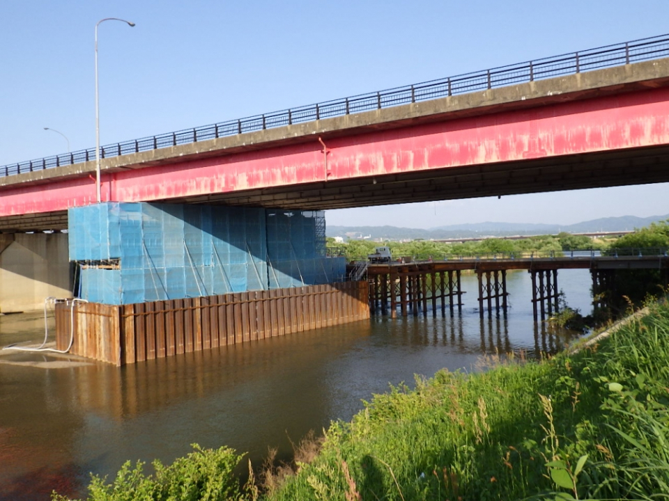 国道1号木津川大橋他補修他工事　写真2