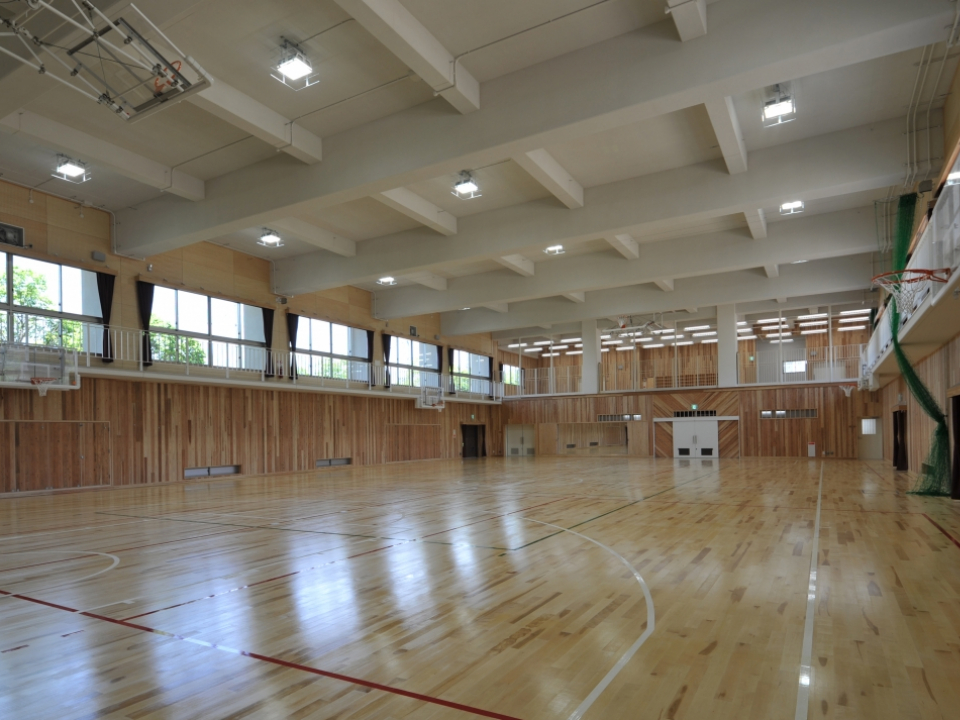 京都市立醍醐中学校体育館・テニスコート複合施設　写真6